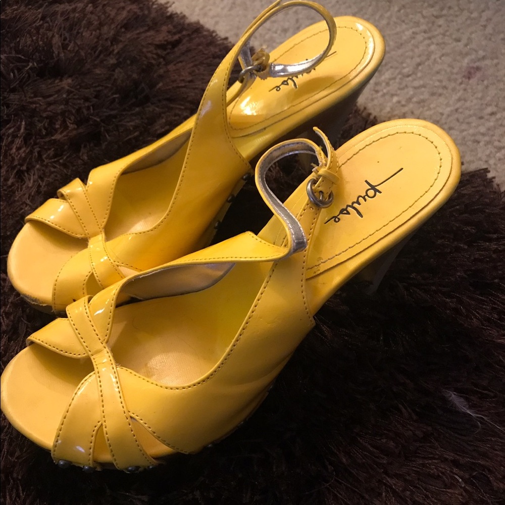 Yellow heels